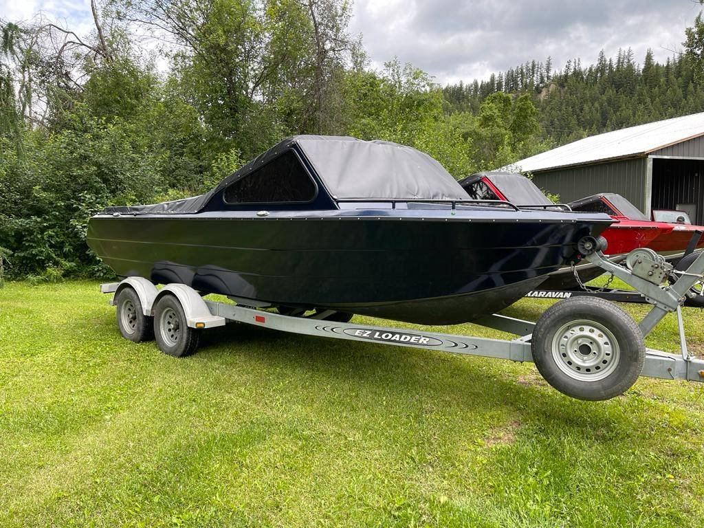 TruXedo Marine Windshield Cover